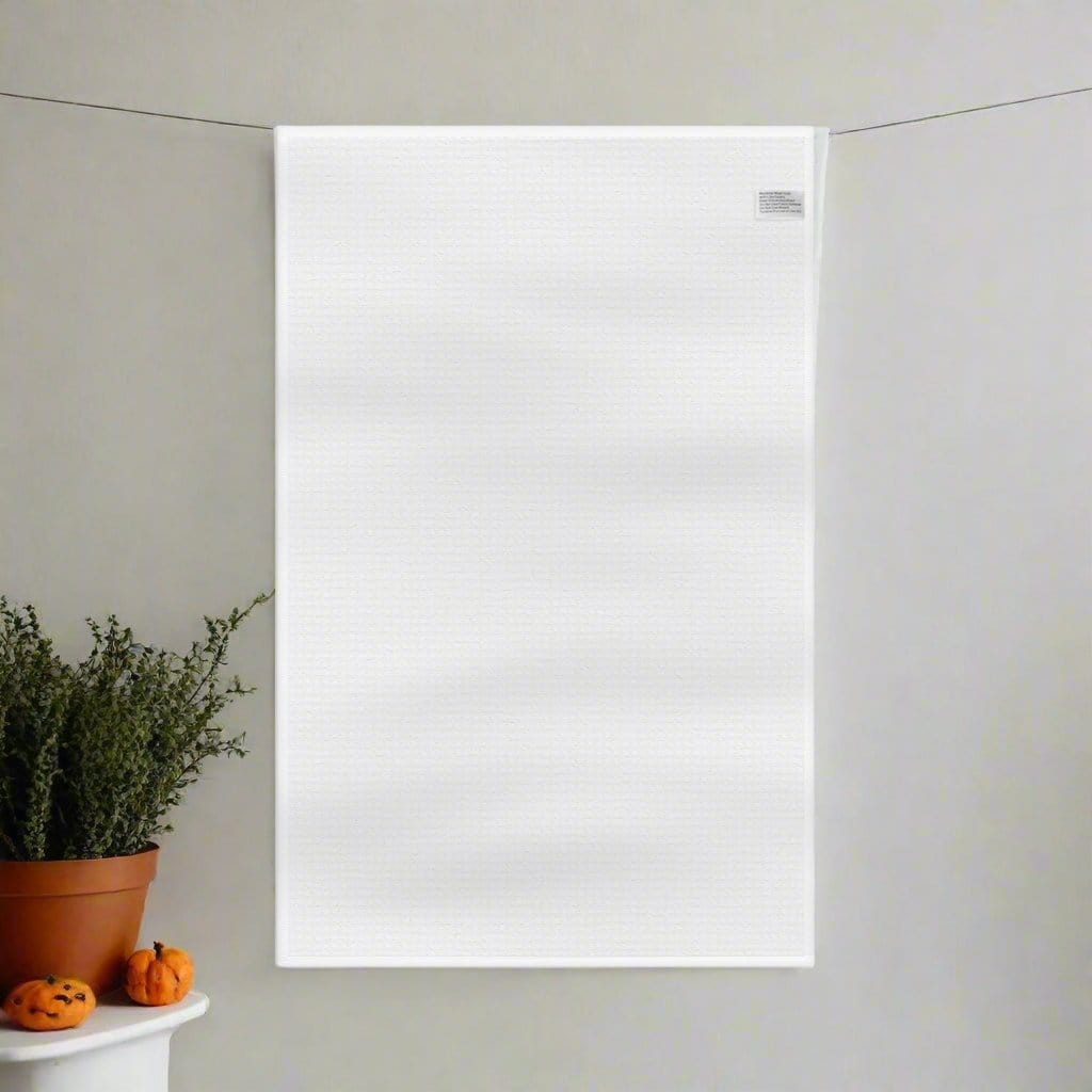 Home Decor 16'' × 25'' Halloween Kitchen Towel: Spooky Skulls