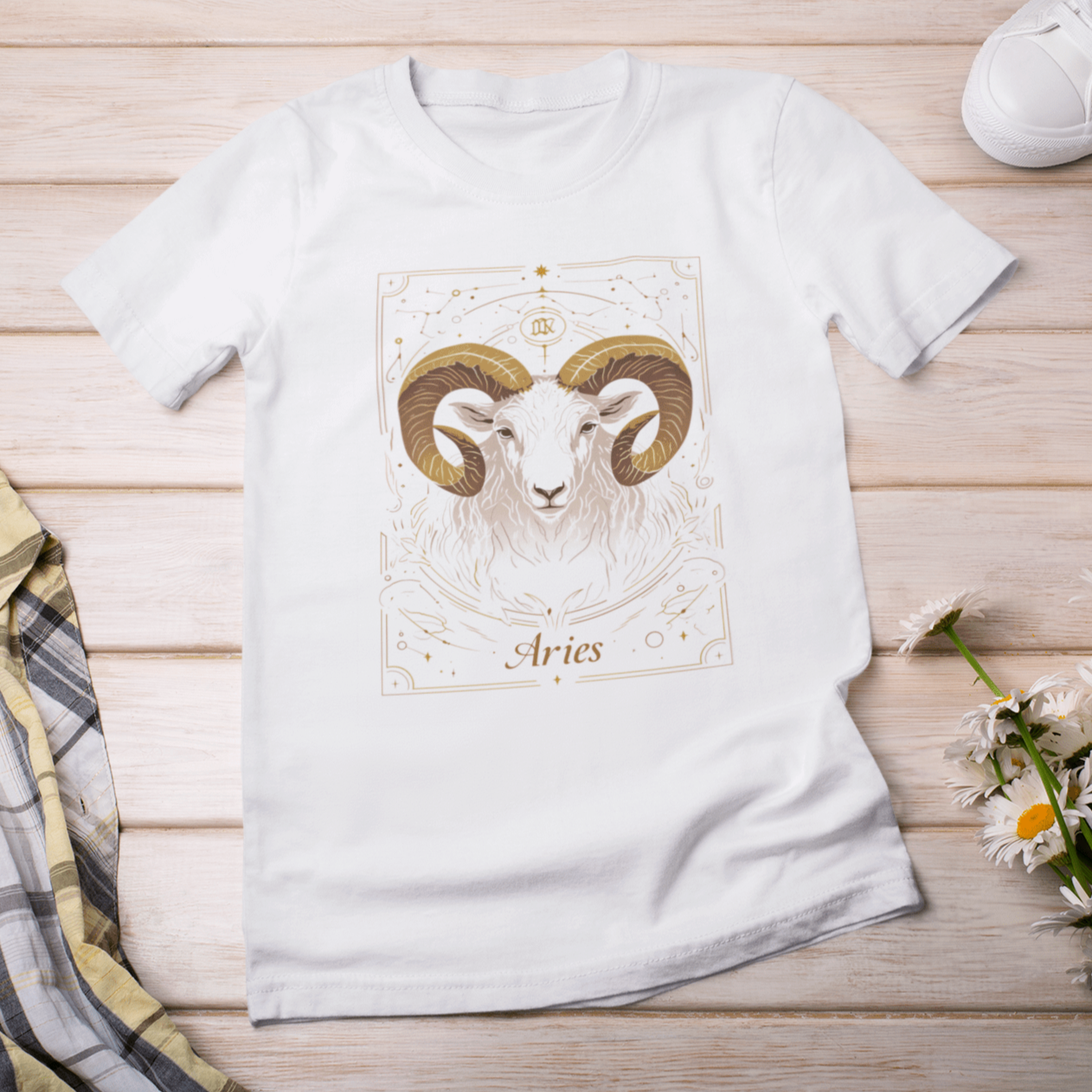 T-Shirt The Minimalist Ram: Aries Tarot Card T-Shirt