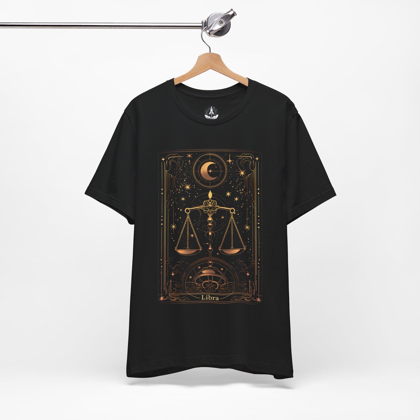 The Balanced Scales: Libra Tarot Card T-Shirt