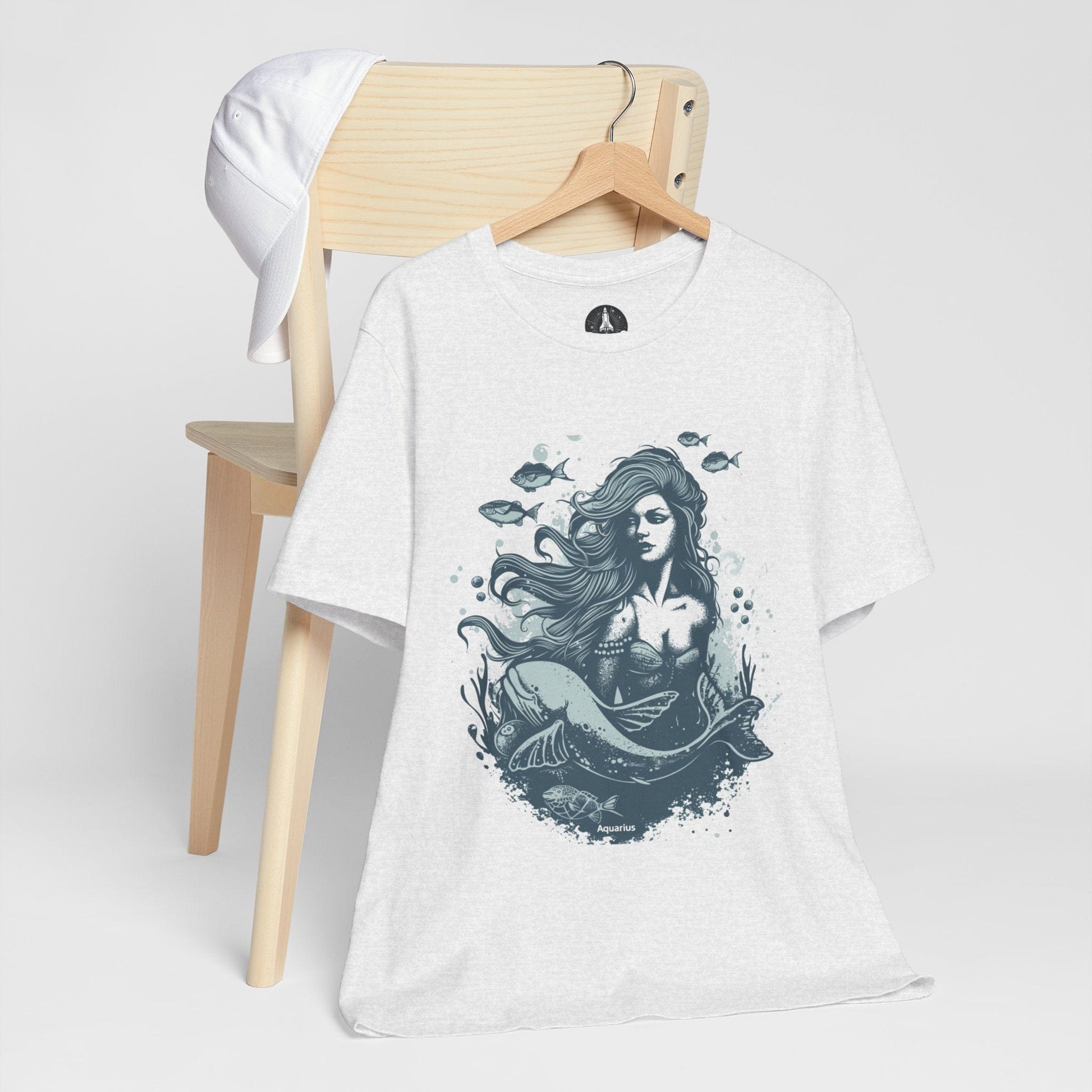 T-Shirt Aquarius Siren T-Shirt: Enchanting Depths for the Visionary Spirit