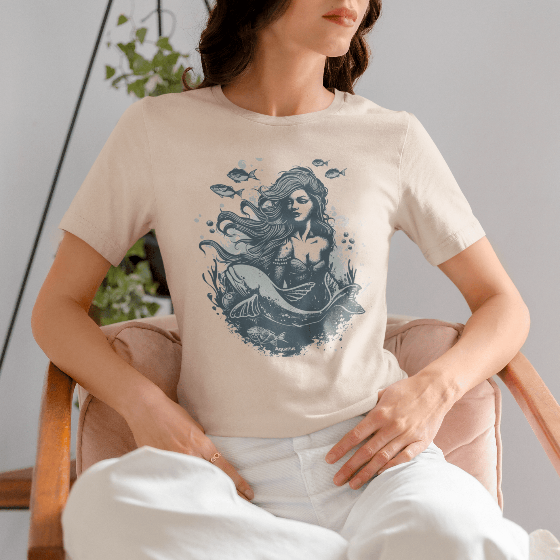 T-Shirt Aquarius Siren T-Shirt: Enchanting Depths for the Visionary Spirit