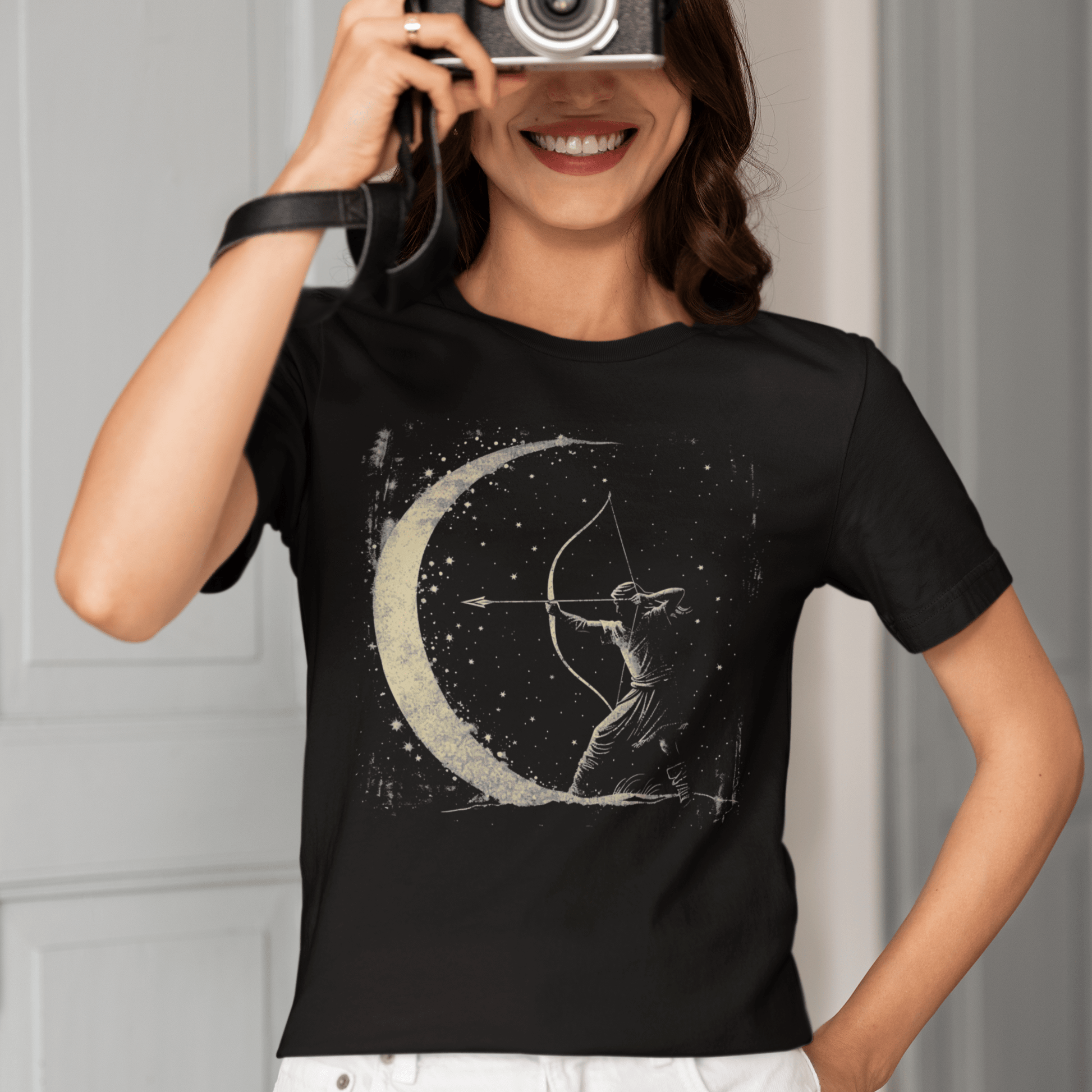 T-Shirt Archer Sagittarius TShirt: Aim High with Astro-Inspired Comfort