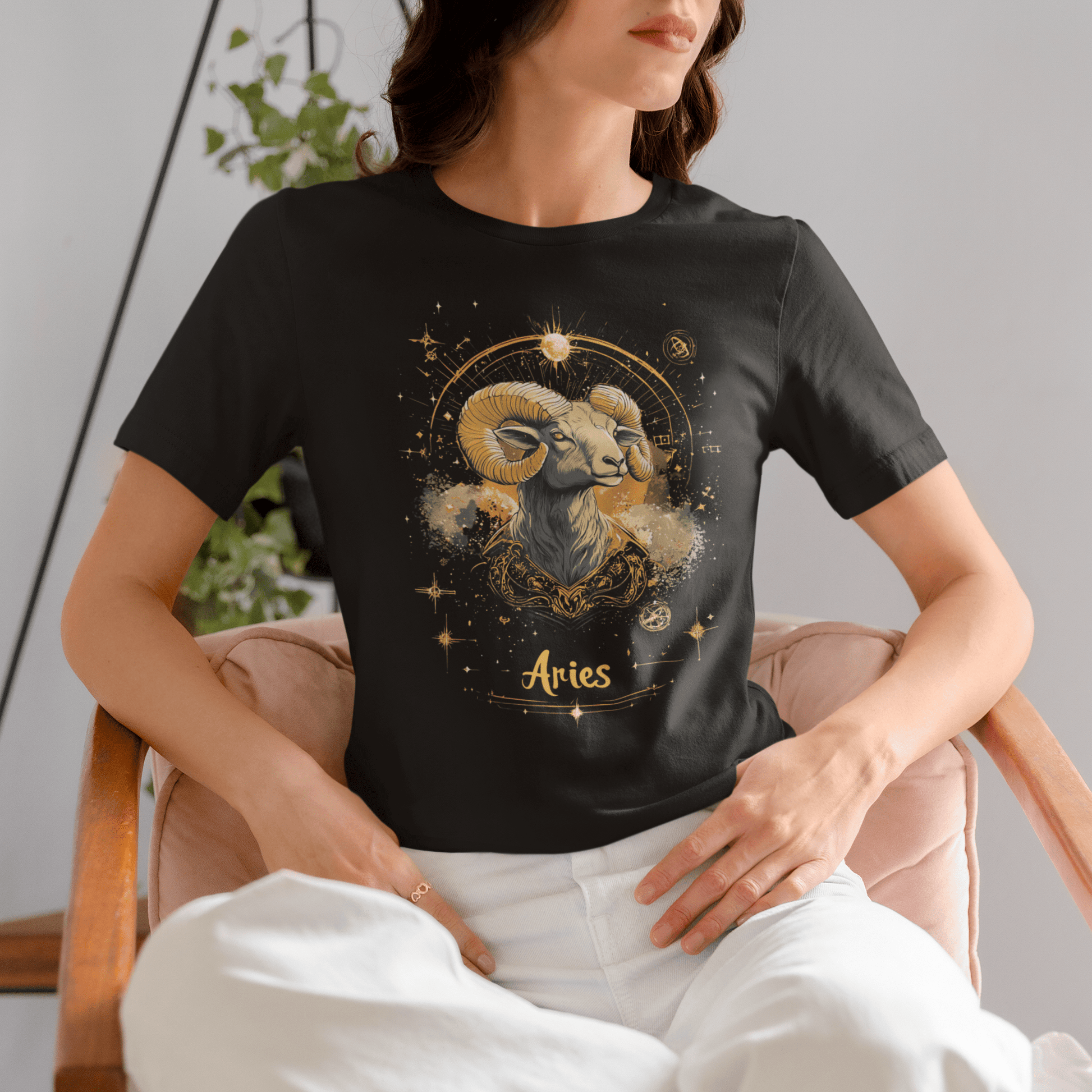 T-Shirt Aries Golden Constellation Tarot Card T-Shirt