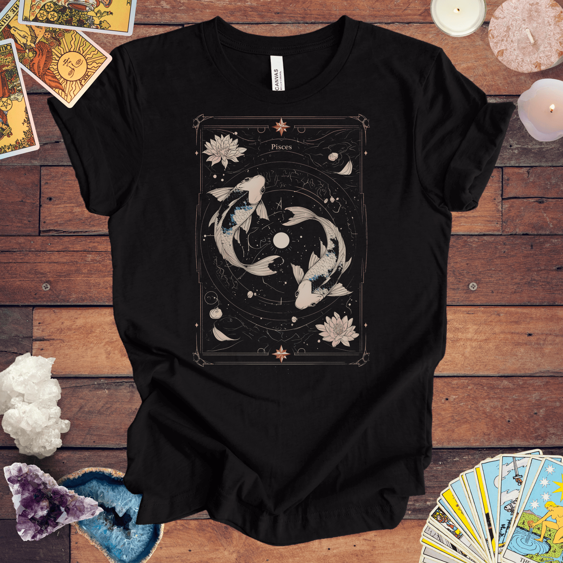 T-Shirt Black Heather / S The Dreamy Fish: Pisces Tarot Card T-Shirt