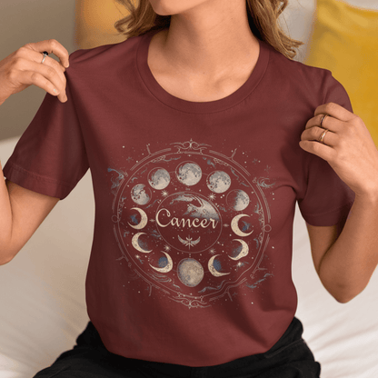 T-Shirt Cancer Zodiac Lunar Cycle T-Shirt: Embrace the Moon's Journey