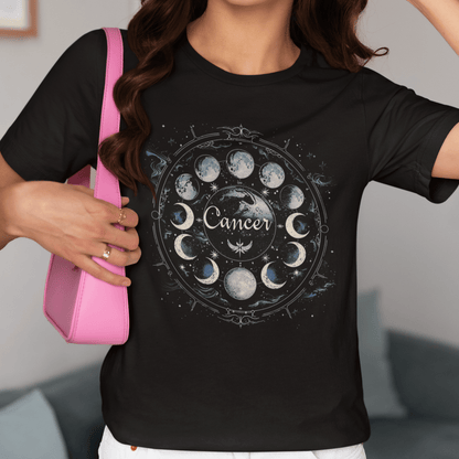 T-Shirt Cancer Zodiac Lunar Cycle T-Shirt: Embrace the Moon's Journey