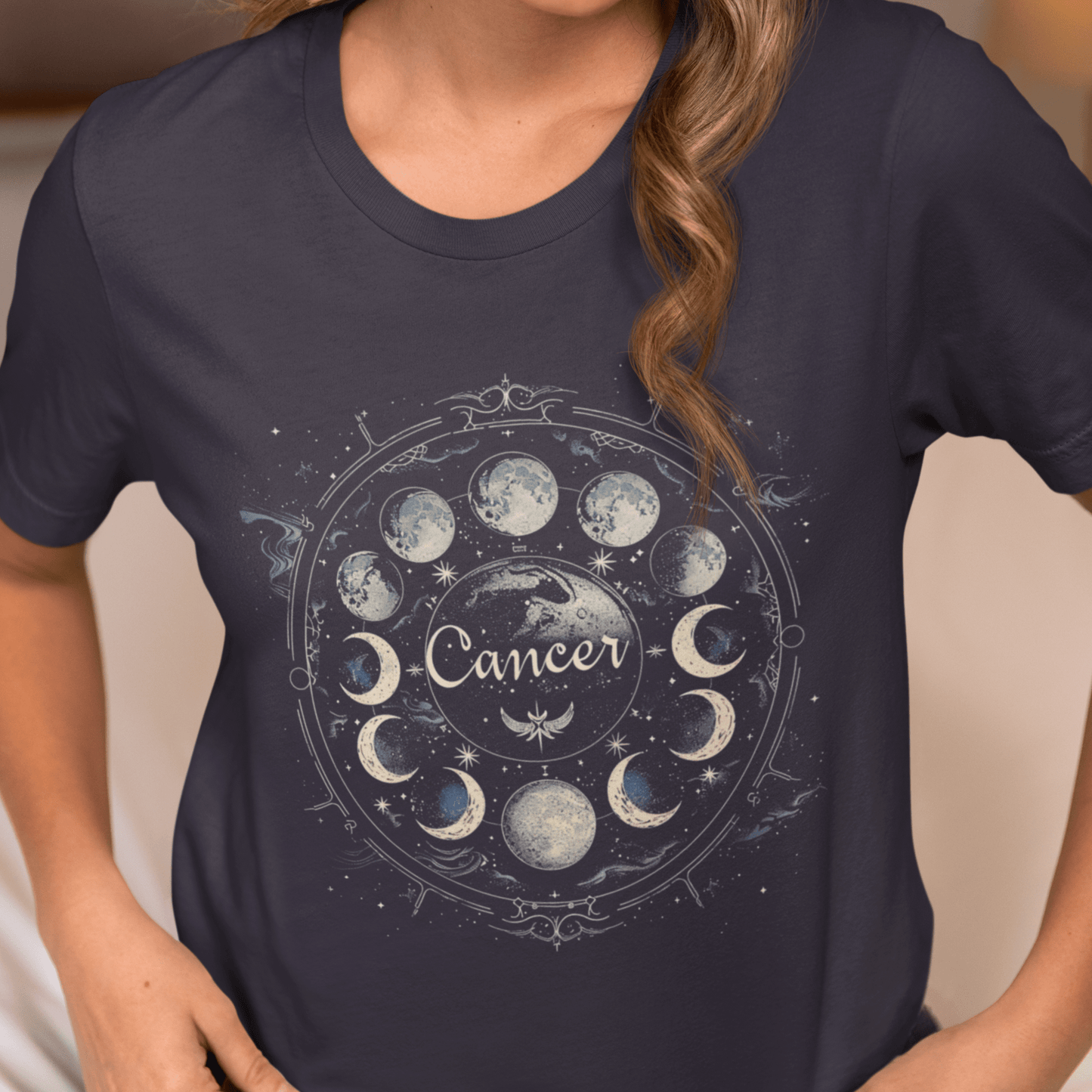 T-Shirt Cancer Zodiac Lunar Cycle T-Shirt: Embrace the Moon's Journey