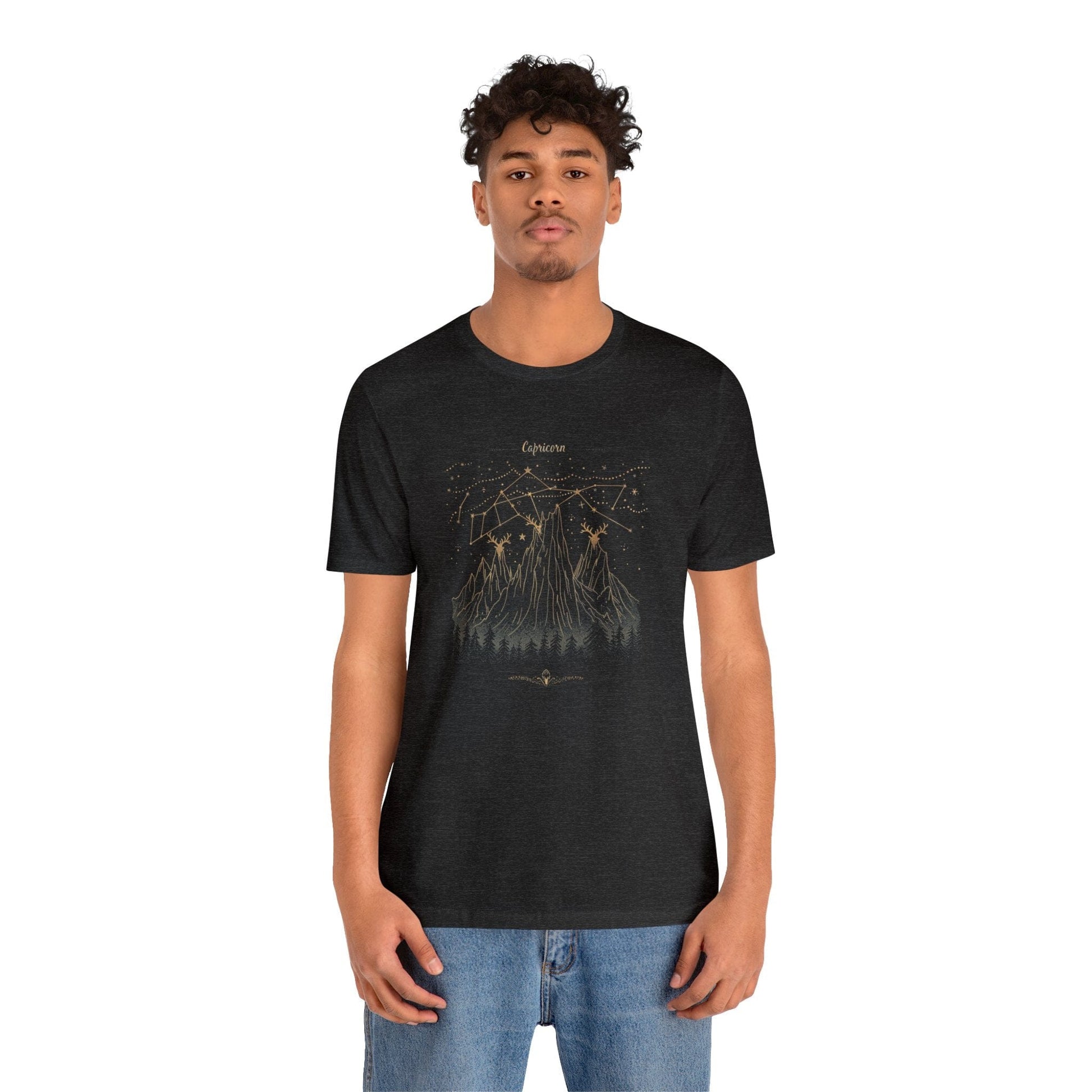 T-Shirt Capricorn Mountain Constellation T-Shirt: Reach New Peaks