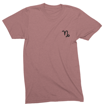 T-Shirt Capricorn Mountain Glyph T-Shirt: Peak Style for the Determined Climber