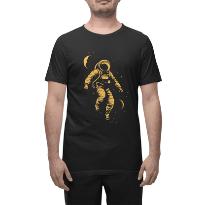 T-Shirt Cosmic Wanderer: Astronaut in Cosmic Embrace T-Shirt