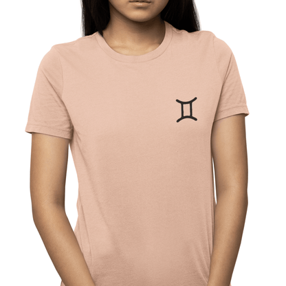 T-Shirt Gemini Twin Glyph T-Shirt: Dynamic Style for the Social Butterfly