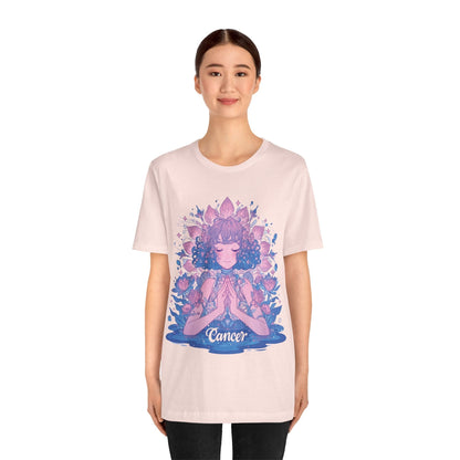 T-Shirt Lunar Bloom Cancer TShirt: Serenity in the Stars