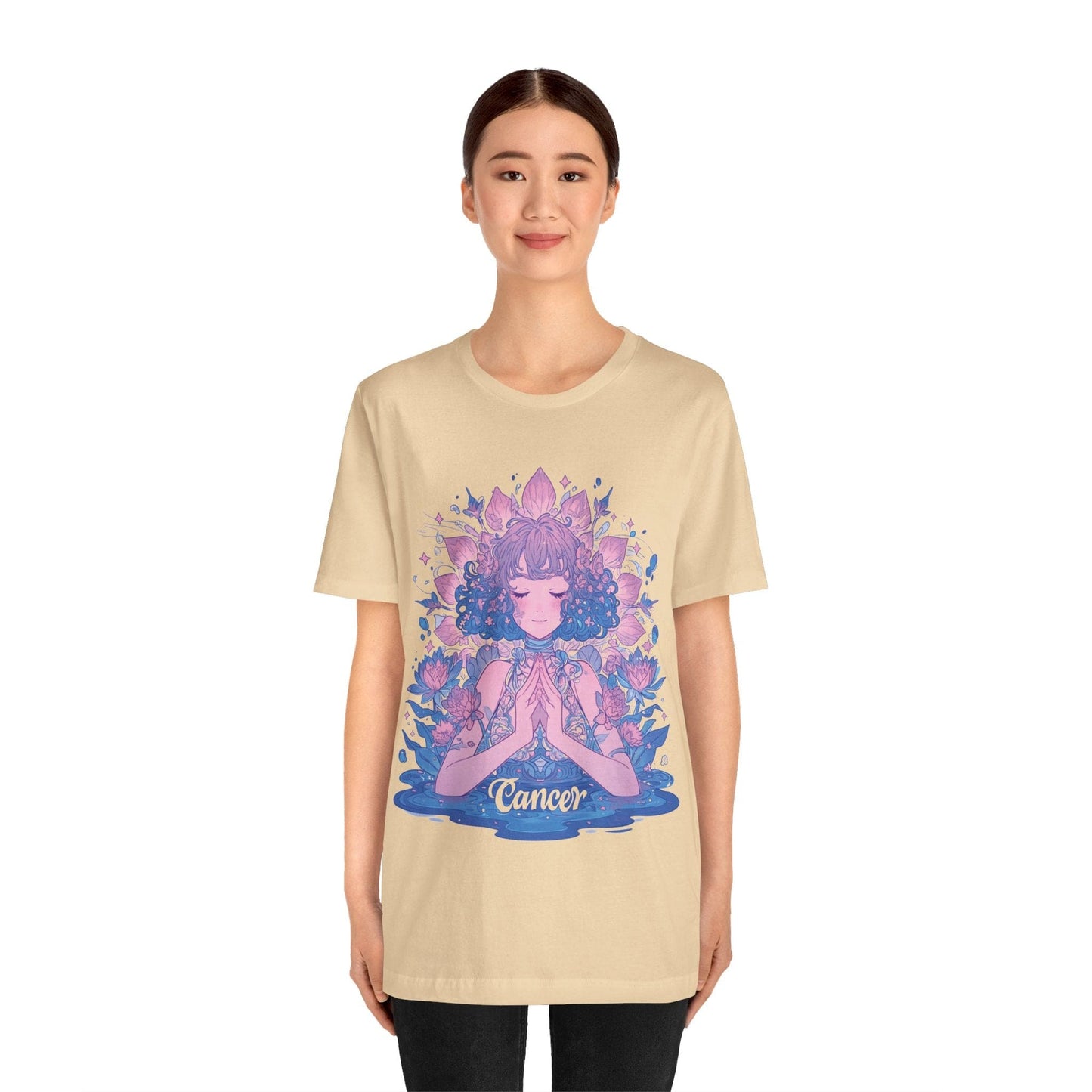 T-Shirt Lunar Bloom Cancer TShirt: Serenity in the Stars