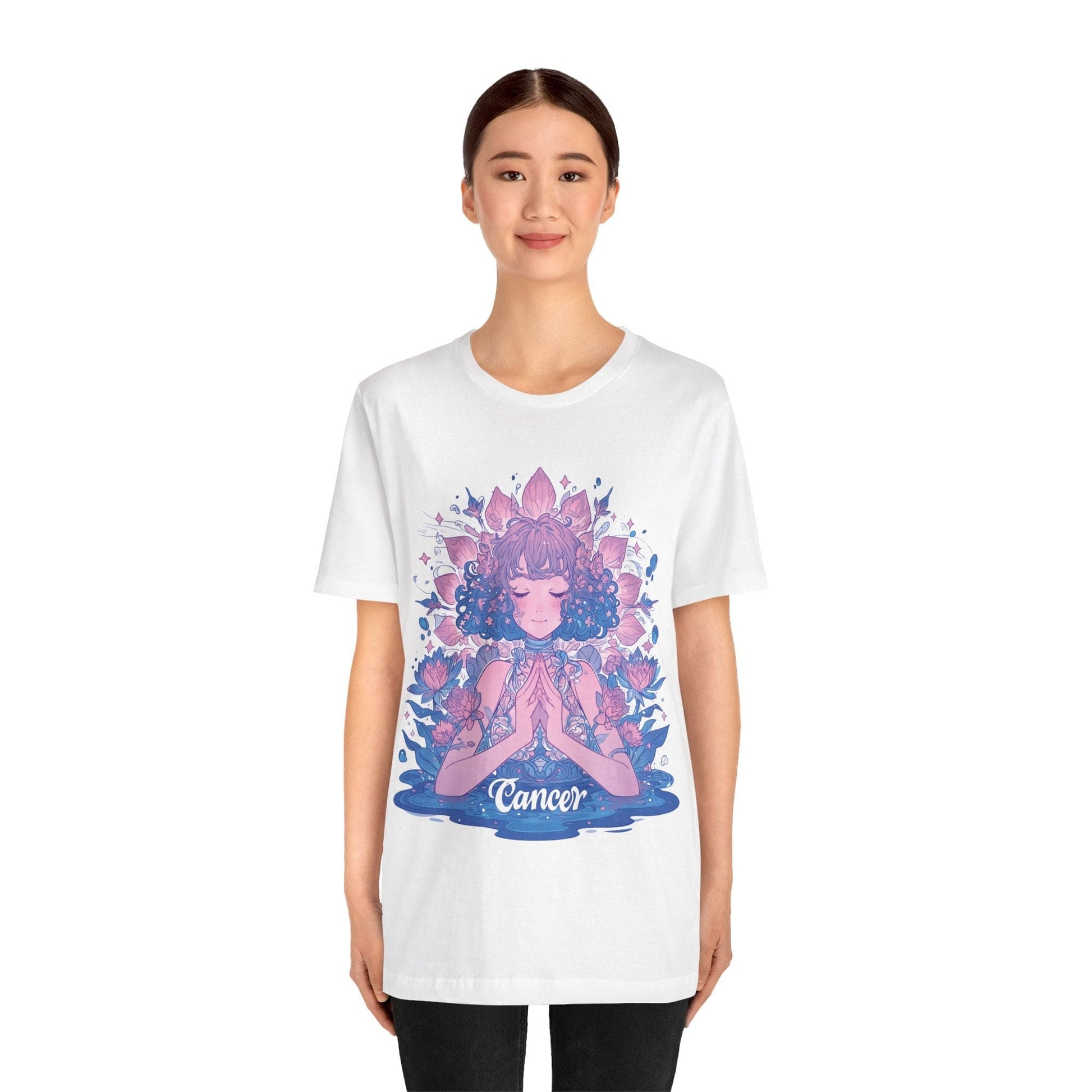 T-Shirt Lunar Bloom Cancer TShirt: Serenity in the Stars