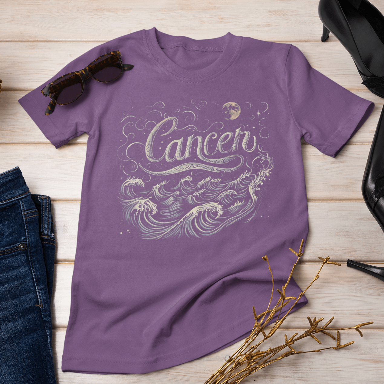 T-Shirt Moonlit Dreams Cancer T-Shirt