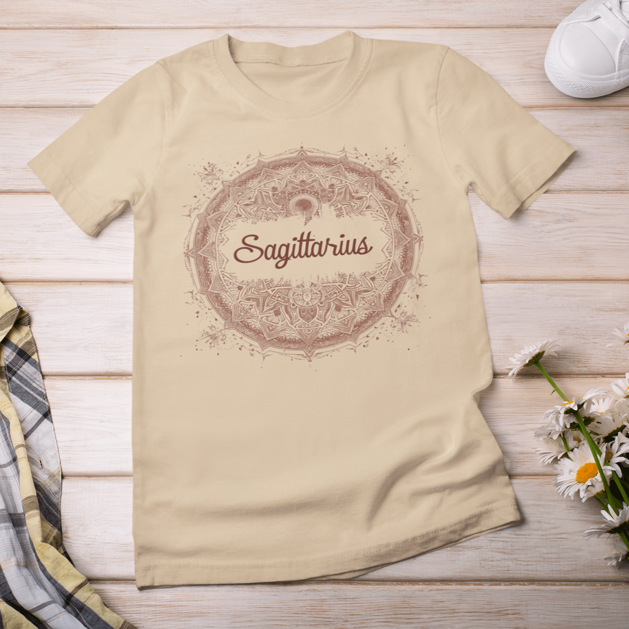 T-Shirt Sagittarius Mandala Archer T-Shirt: Aim High with Artistic Precision