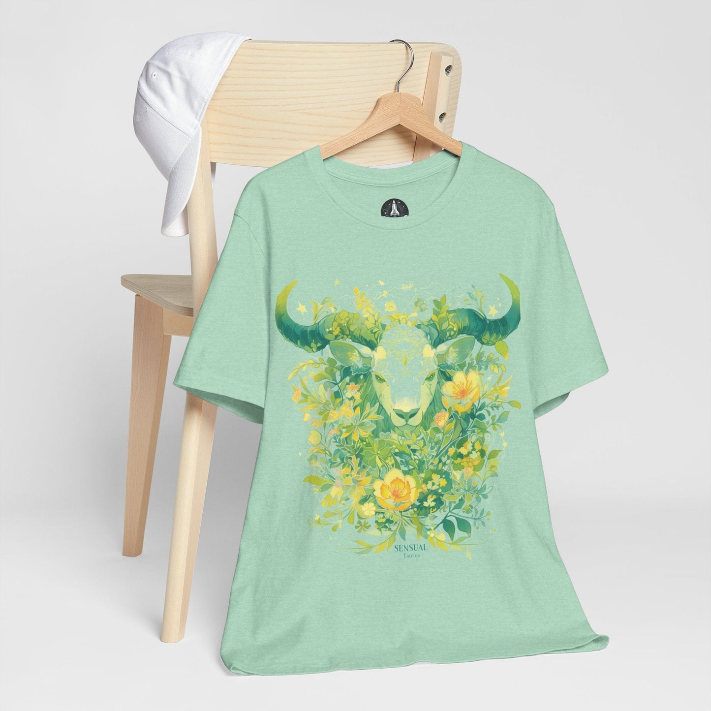 T-Shirt Taurus in Bloom: Astrology Garden T-Shirt