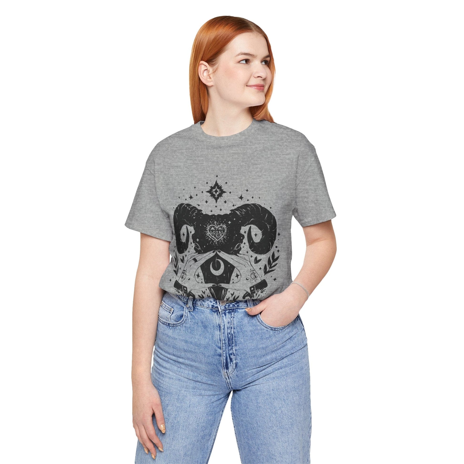 T-Shirt Taurus Loyalty: The Astrological Companion T-Shirt