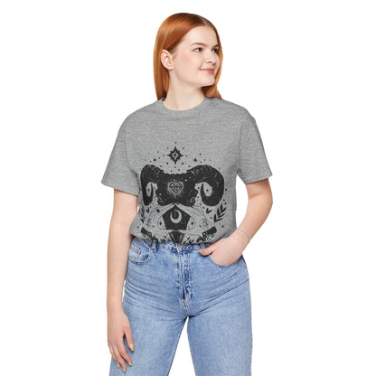 T-Shirt Taurus Loyalty: The Astrological Companion T-Shirt