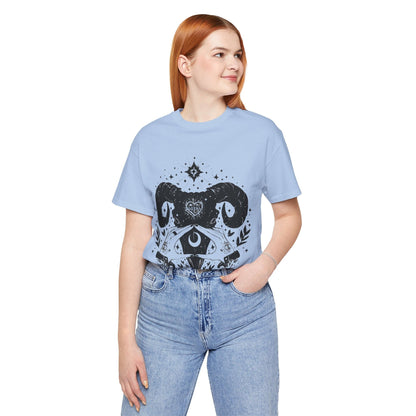 T-Shirt Taurus Loyalty: The Astrological Companion T-Shirt