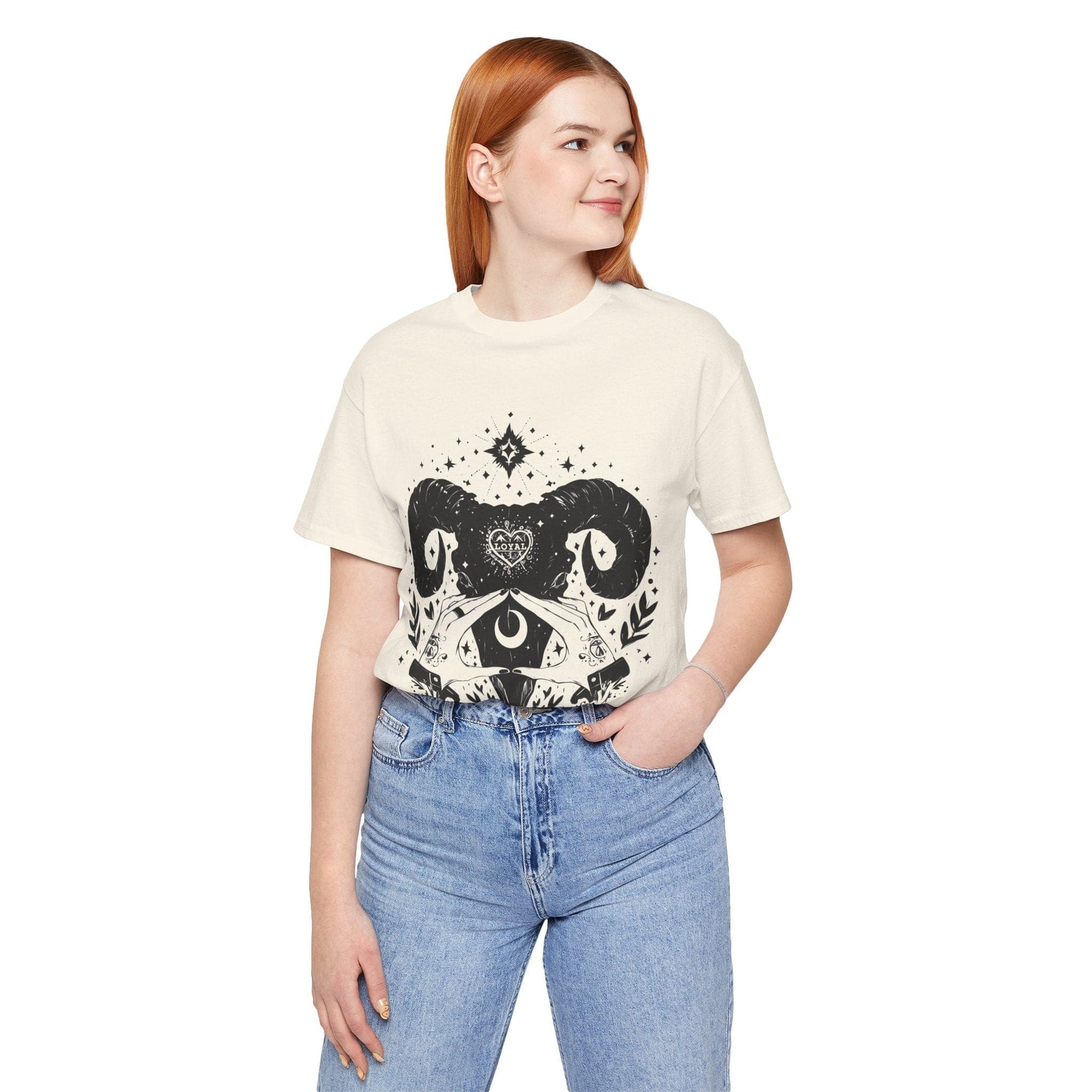 T-Shirt Taurus Loyalty: The Astrological Companion T-Shirt