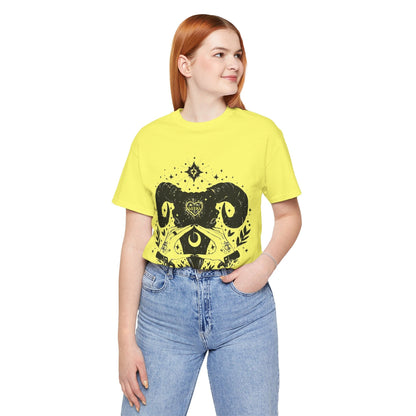 T-Shirt Taurus Loyalty: The Astrological Companion T-Shirt