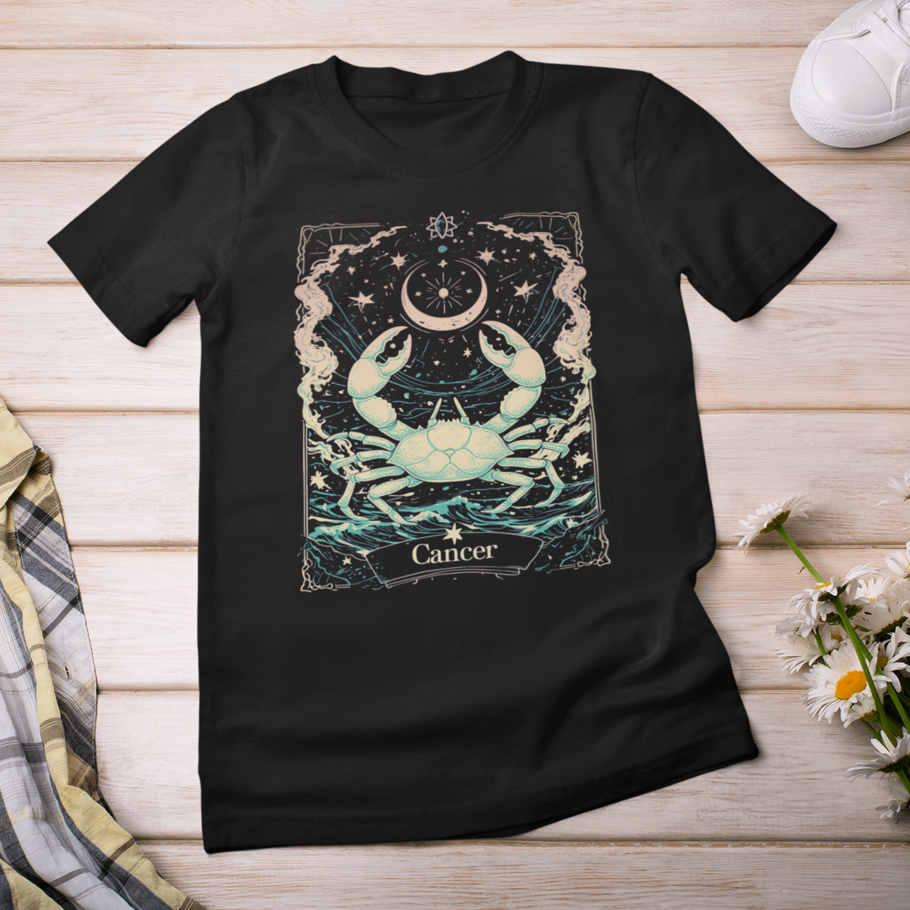 T-Shirt The Crab: Cancer Tarot Card T-Shirt