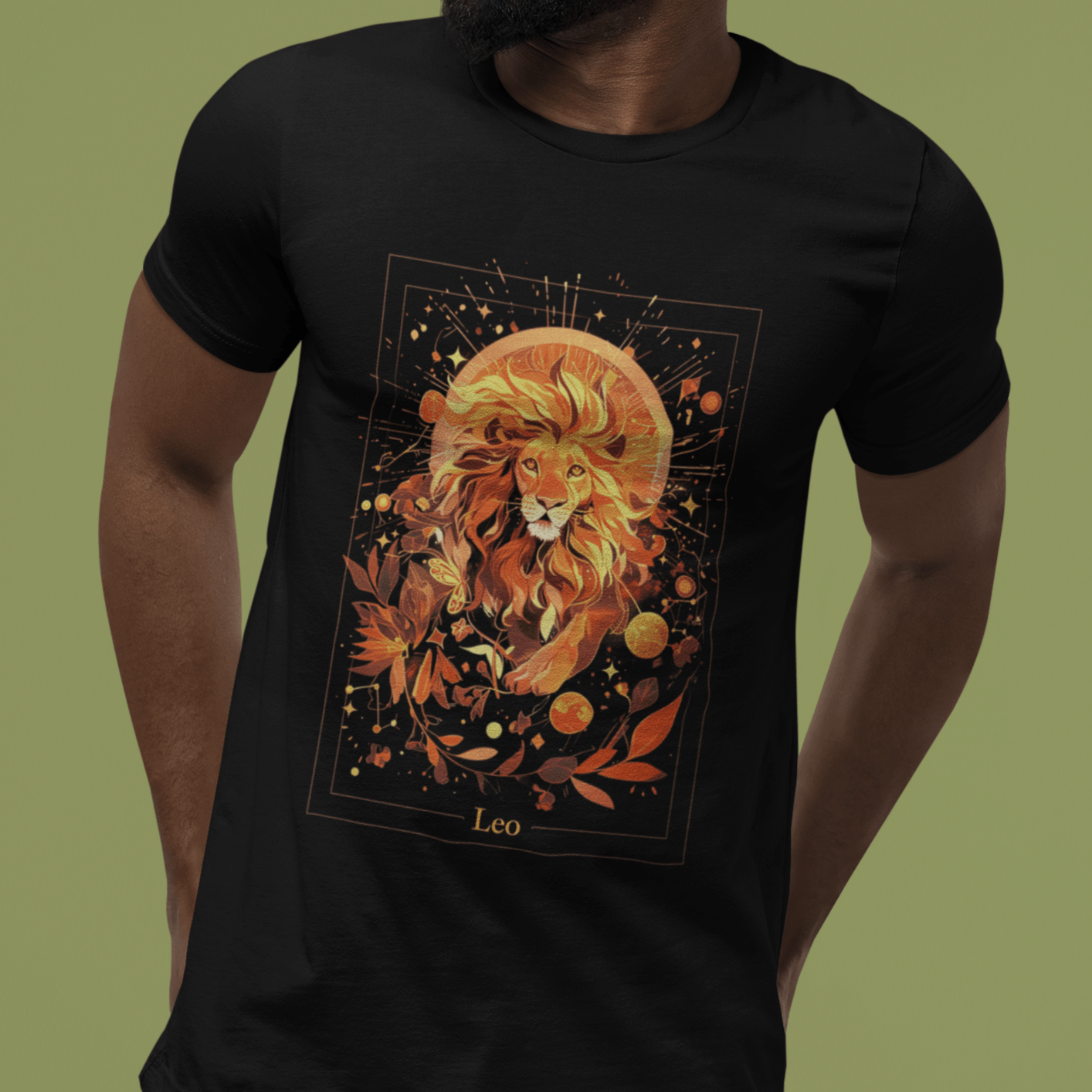 T-Shirt The Majestic Lion: Leo Tarot Card T-Shirt